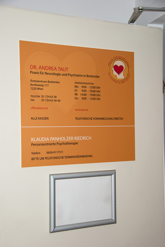Gestaltung der Ordinationsbeschilderung